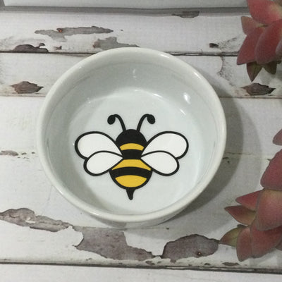 Bee/Medium Trinket Dish by lydeen