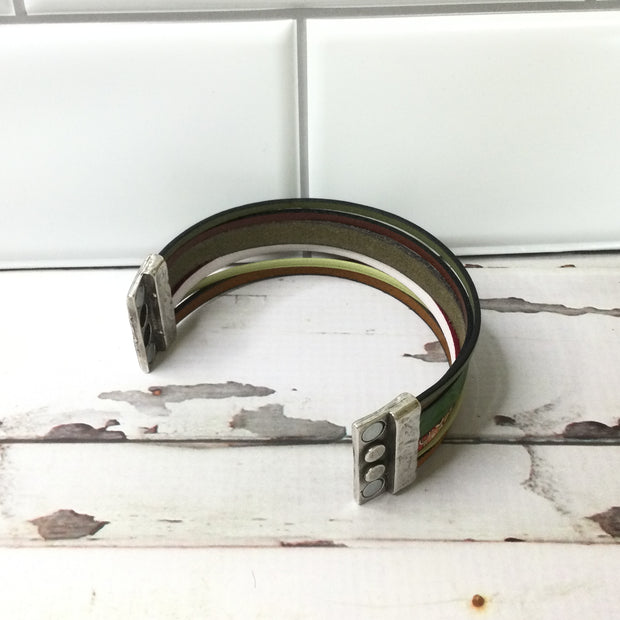 LE274/8" Multi-Strand Leather Magnetic Clasp Cuff