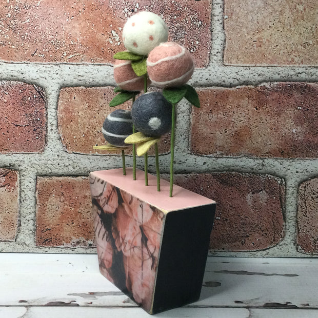 Rose Pink/Wooly Flower Pot