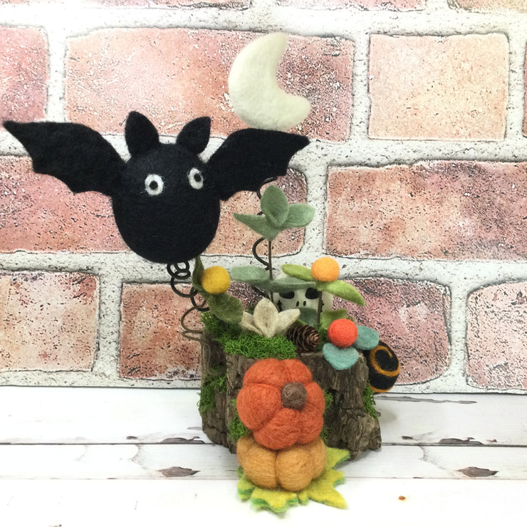 Bat, Moon, Pumpkins & Skully on Natural Tree Stump/Halloween