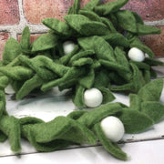 Green Leaf & White Buds/Wooly Garland