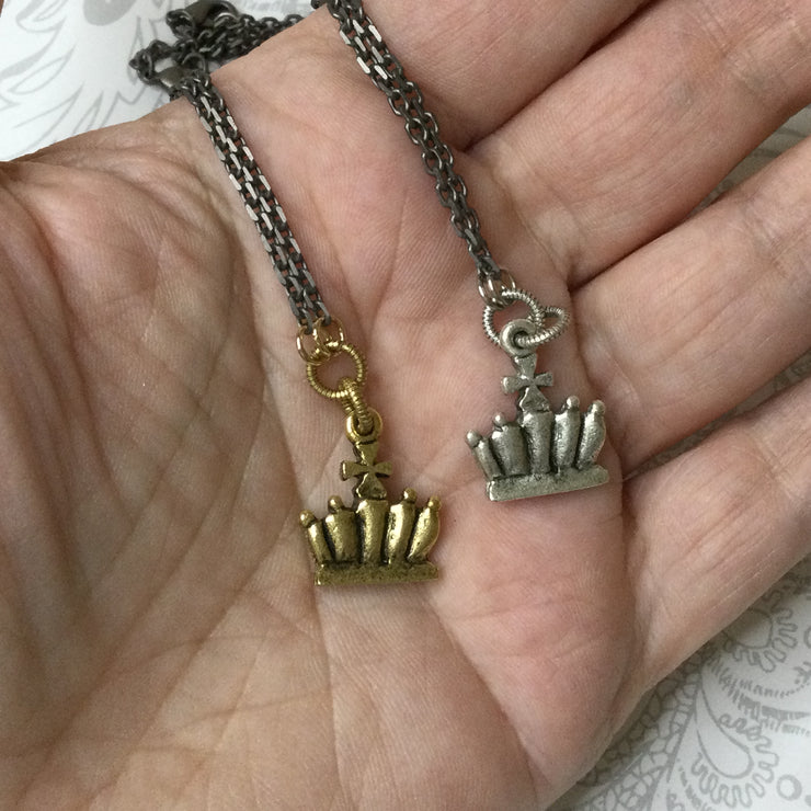 Rafe/18” Silver Crown & Gunmetal Necklace