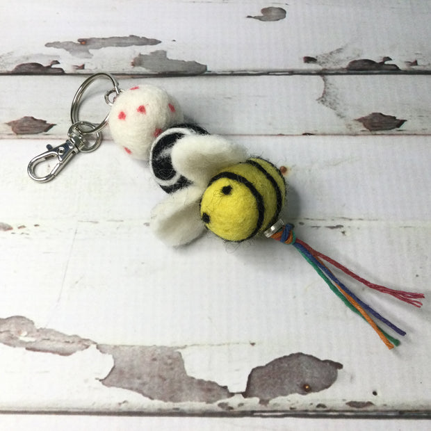 Wooly Buds & Bee KeyChain :: More Styles Available