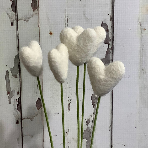 Heart-White/Wool Buddy on 18" Stem