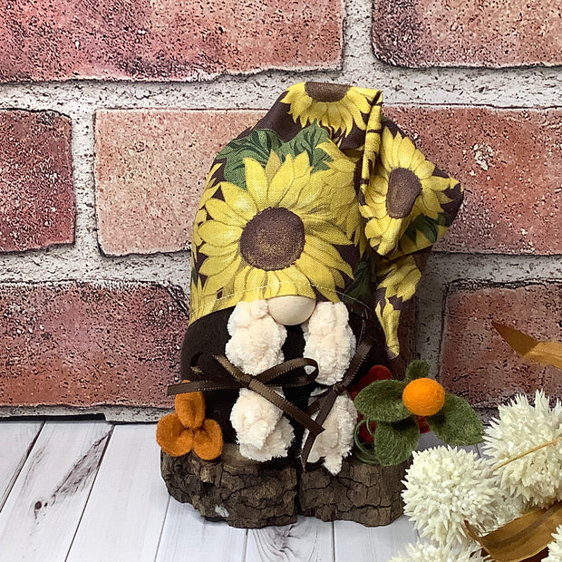 Daisy/GnomeGirl with Sunflower Hat & Flora on Natural Wood Base
