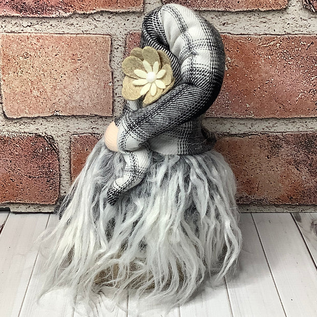 Jasper/Black & White Plaid Hat with a Pumpkin & Flora on Natural Wood Base