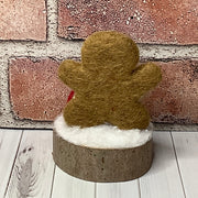 Gingerbread & flora on Natural Wood Base/Christmas