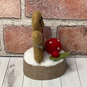 Gingerbread & flora on Natural Wood Base/Christmas