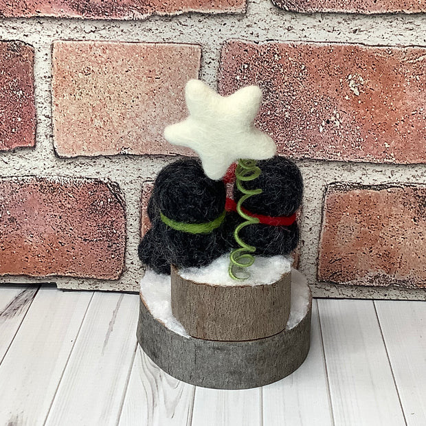 Penguin Trio, Star & Flora on Natural Wood Base/Christmas
