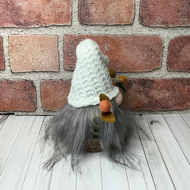 Lou/White Knit Hat Gnome & Flora on Natural Wood Base