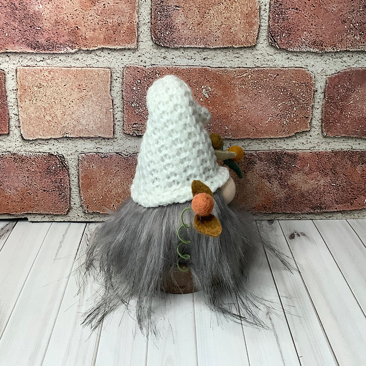 Lou/White Knit Hat Gnome & Flora on Natural Wood Base
