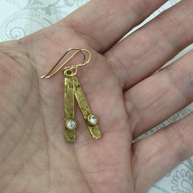 Alana/Gold Bar With Crystal Gold Earrings :: More Color Options