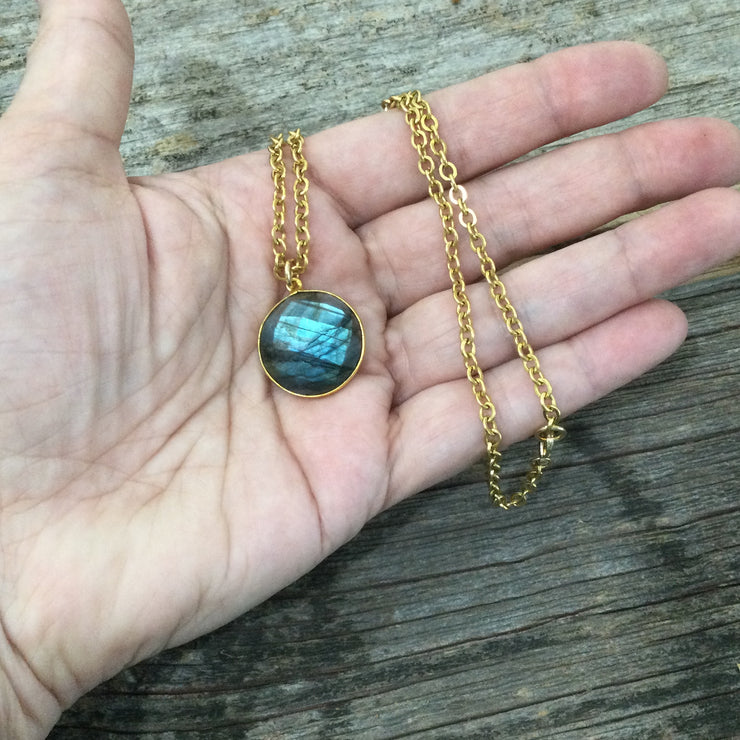 Farina/20” Labradorite Gold Necklace