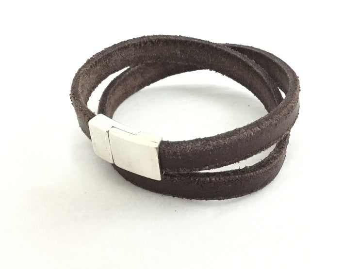 Jordy/Thick Flat Distressed Brown Leather Double Wrap Magnetic Clasp Bracelet